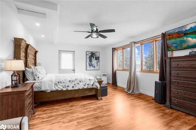 Additional image 27 of 2 Green Meadow Way