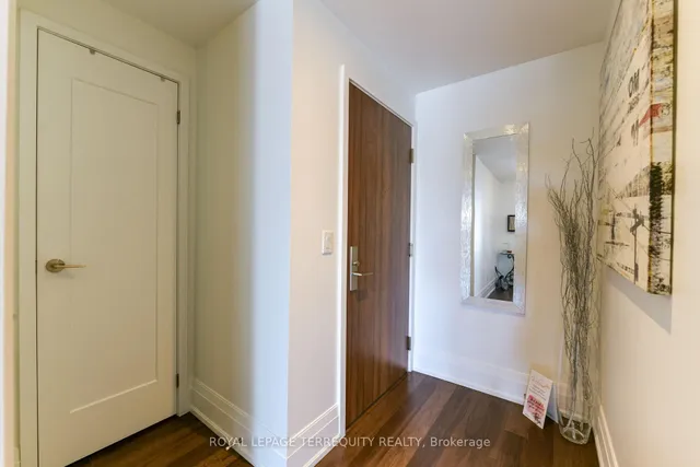 Additional image 3 of 25 Malcolm Rd Unit 501