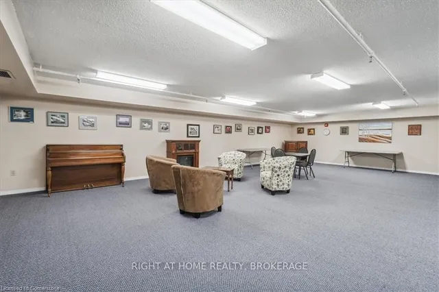 Additional image 37 of 5070 Pinedale Ave Unit 1004