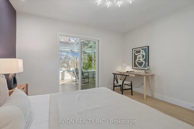 Additional image 19 of 10 Resolution Cres