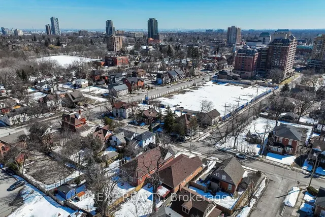 Additional image 33 of 7 David St