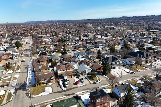 Additional image 46 of 42 Warwick Rd