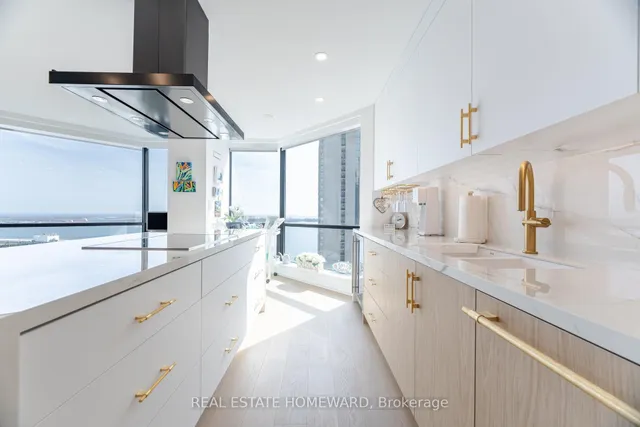 Additional image 7 of 10 Queens Quay Unit PH2