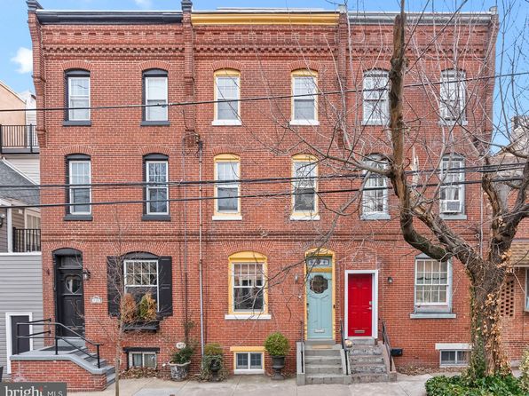 132 Bainbridge St, Philadelphia, PA 19147