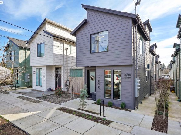 12090 SE Pine St, Portland, OR 97216