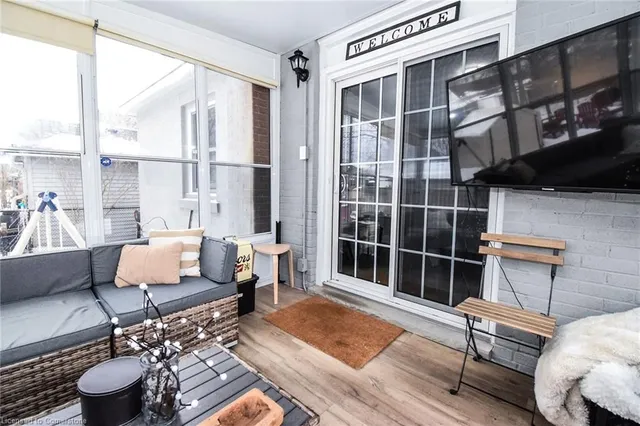 Additional image 22 of 176 East 43rd St