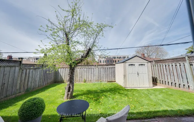 Additional image 27 of 54 Pinebrook Ave