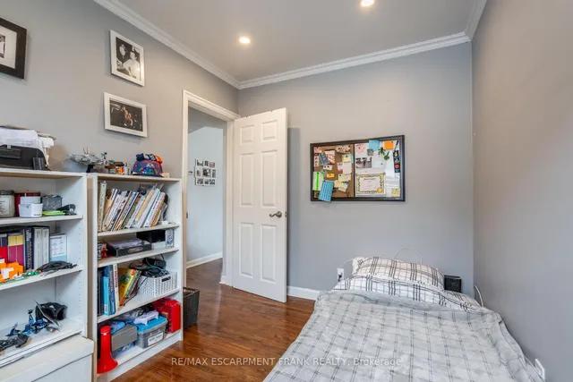 Additional image 7 of 1061 CENTRAL Ave