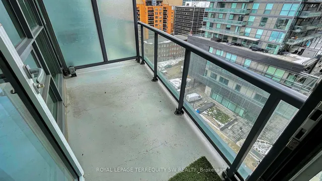 Additional image 29 of 30 Roehampton Ave Unit 1001