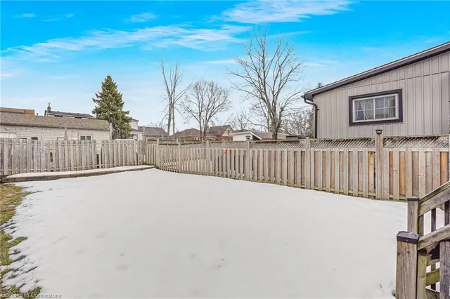 Additional image 19 of 84 Frederick Ave