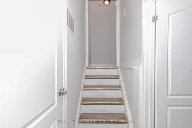 Additional image 37 of 15 Benton St