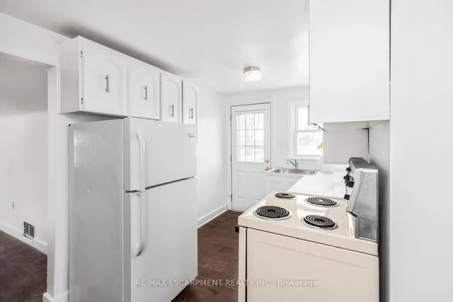 Additional image 22 of 34 Norwich Rd