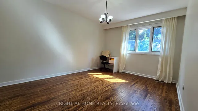 Additional image 24 of 236 York Mills Rd