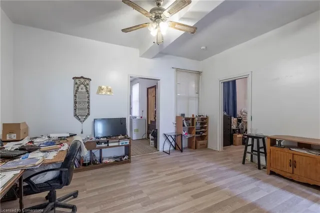 Additional image 10 of 227 Wellington St