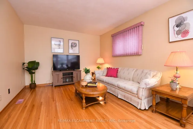 Additional image 7 of 40 SEELEY Ave