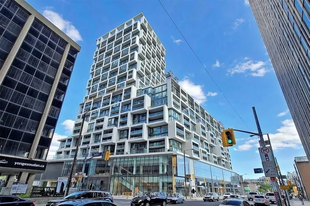 5 Soudan Ave Unit 707