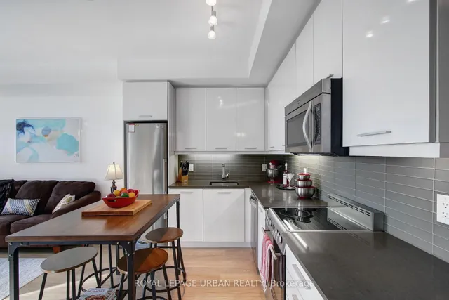 Additional image 8 of 105 George St Unit 609