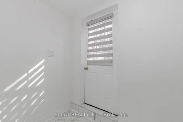 Additional image 38 of 32 Nanaimo Cres