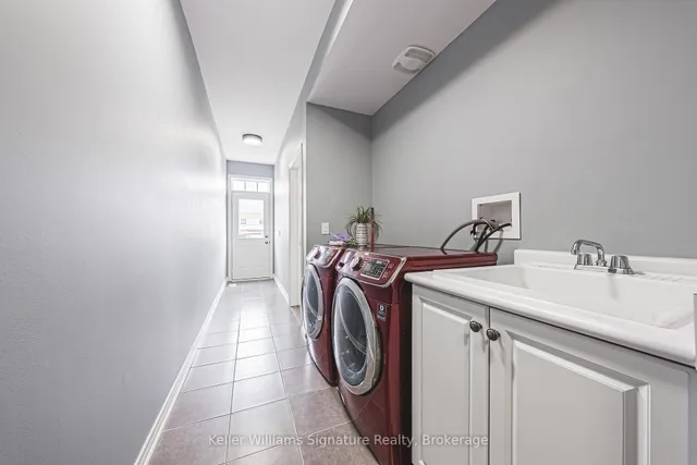 Additional image 39 of 27 Dufay Rd