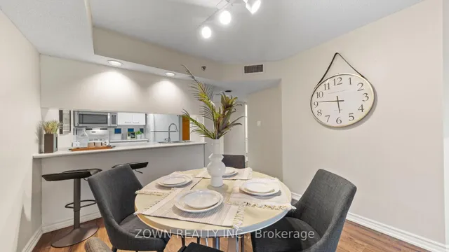 Additional image 19 of 38 Elm St Unit 711