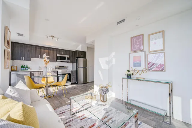 Additional image 24 of 556 Marlee Ave Unit 205