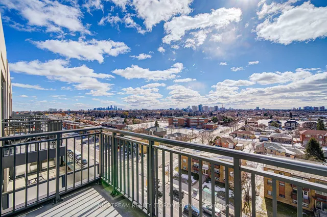 Additional image 30 of 800 Lawrence Ave Unit 812