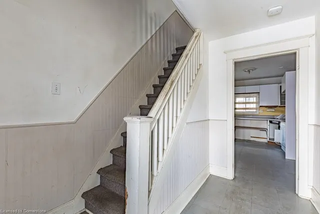 Additional image 7 of 52 Stapleton Ave