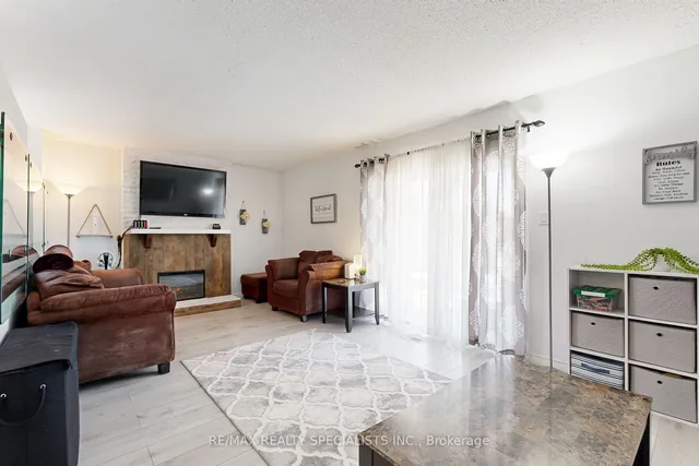 Additional image 20 of 40 Blueridge Sq