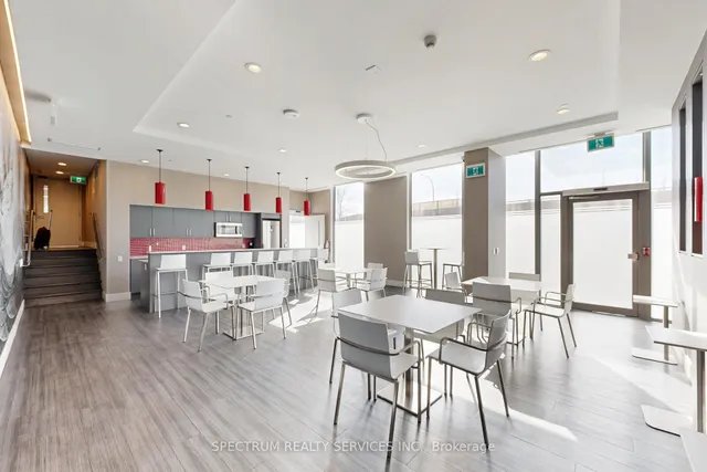 Additional image 35 of 38 Monte Kwinter Crt Unit 512