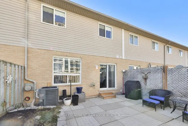 Additional image 26 of 104 Frances Ave Unit 11