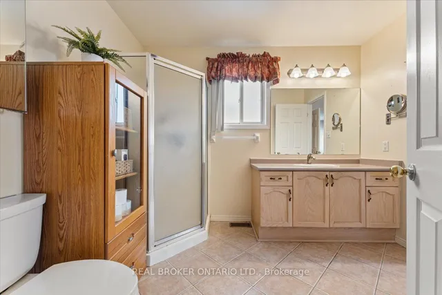 Additional image 15 of 47 MASSENA Dr