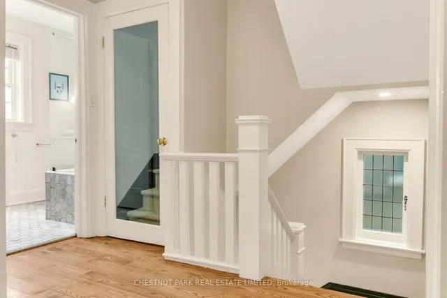 Additional image 29 of 119 Glenview Ave