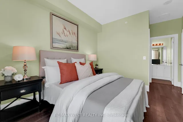 Additional image 20 of 45 Yorkland Blvd Unit 903