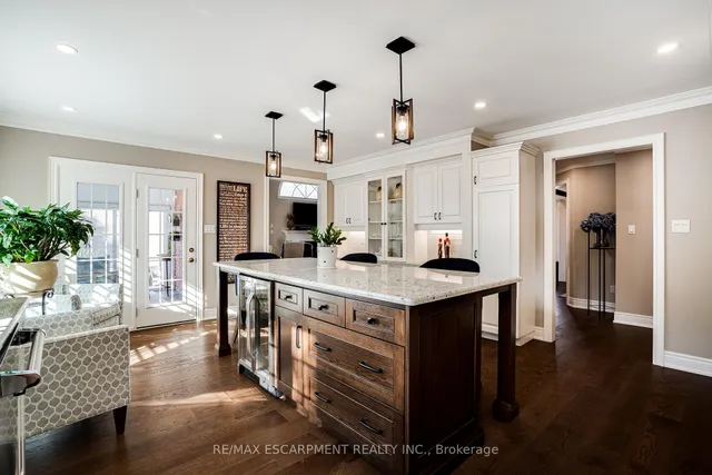 Additional image 19 of 148 Foxridge Dr