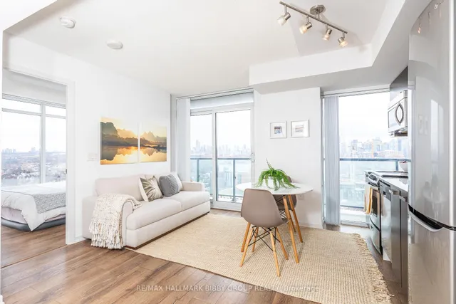 36 Lisgar St Unit 2121E