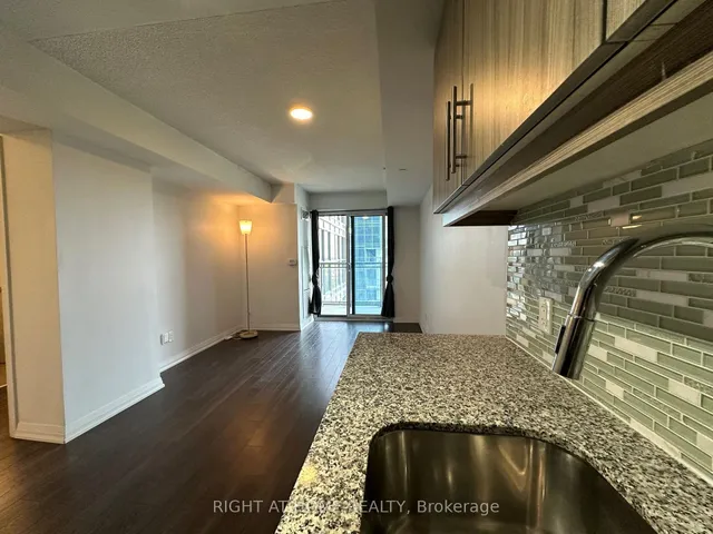 Additional image 11 of 30 Meadowglen Pl Unit 501