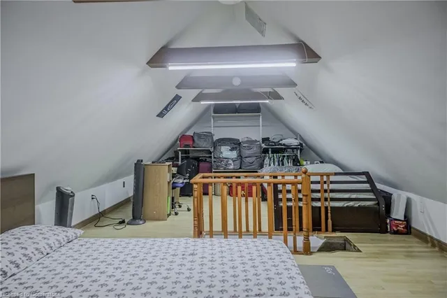 Additional image 27 of 24 Goldwin Ave