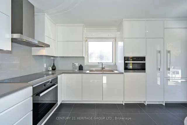 Additional image 34 of 61 Foursome Cres