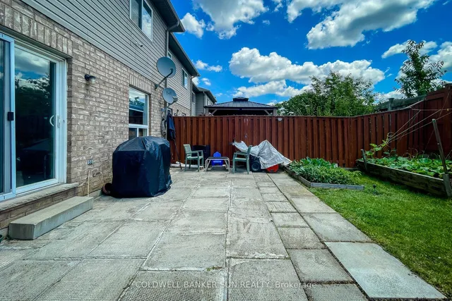 Additional image 6 of 112 Meadow Wood Cres