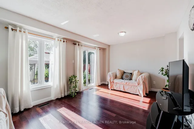 Additional image 11 of 113 Meadowlark Dr