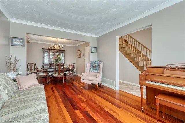 Additional image 11 of 2137 Cleaver Ave