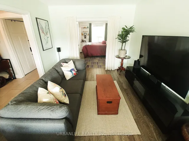 Additional image 3 of 1577 Dufferin St