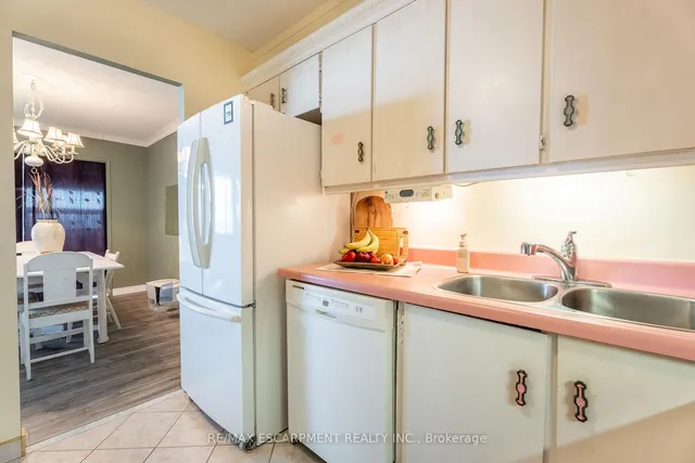 Additional image 16 of 500 Green Rd Unit 1206