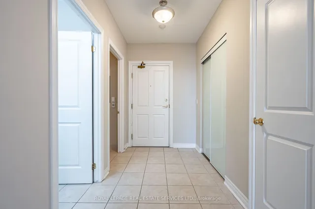 Additional image 8 of 1998 Ironstone Dr Unit 906