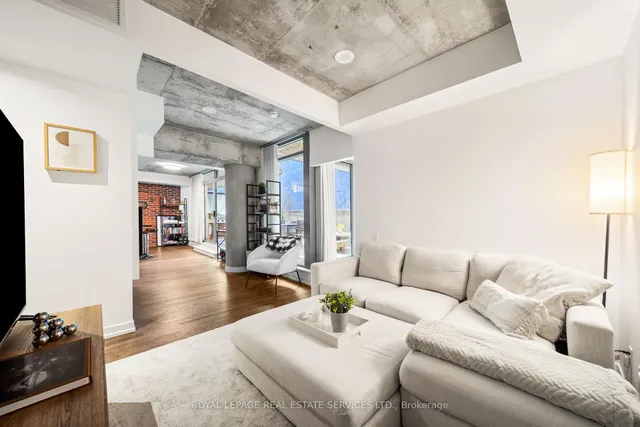 Additional image 11 of 95 Bathurst St Unit 221