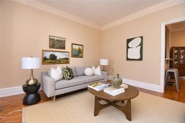 Additional image 5 of 332 King St