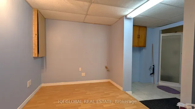 Additional image 17 of 2004 Martin Grove Rd Unit 15