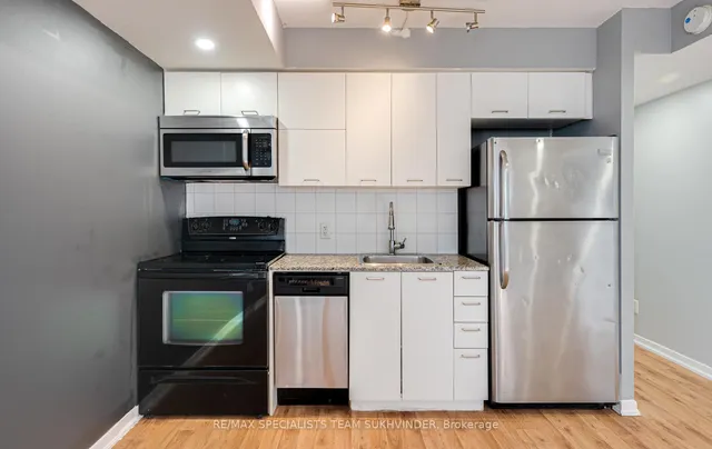 Additional image 24 of 20 Joe Shuster Way Unit 408