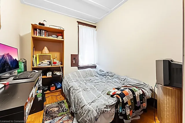 Additional image 14 of 85 Chestnut St