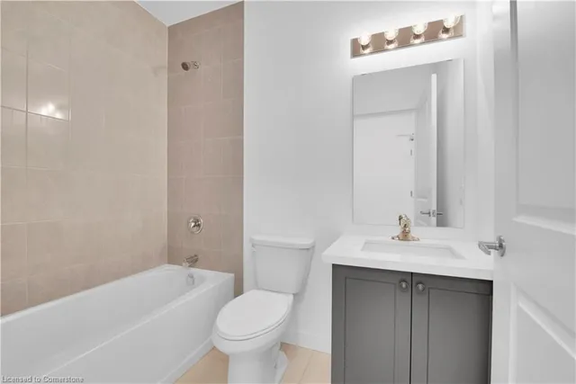 Additional image 20 of 460 Dundas St Unit 122